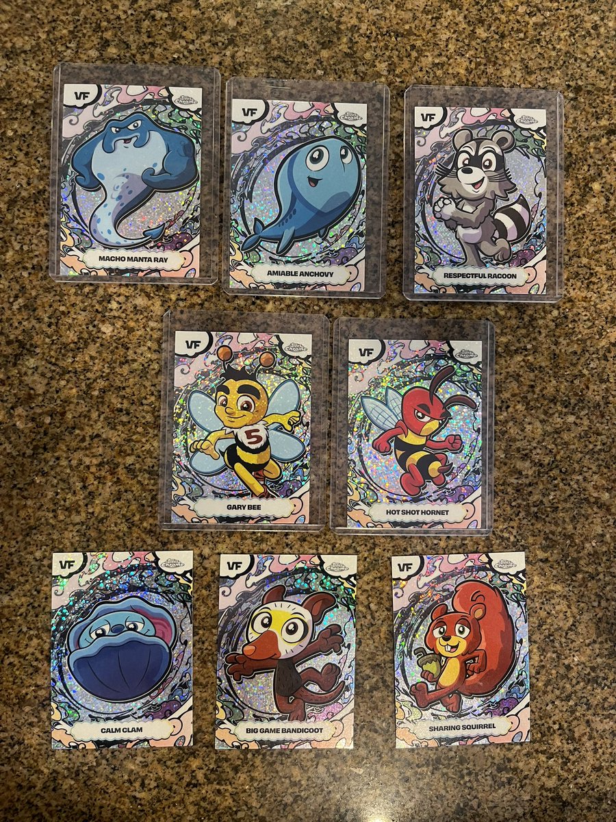 AntLopez23's tweet photo. @VeeFriendsCards community i listed these 2026 Topps Chrome Manga Speckle bundled cards on EBAY for collectors. Feel free to make offers as well. @veefriends @Topps https://t.co/5If9Np7H0C