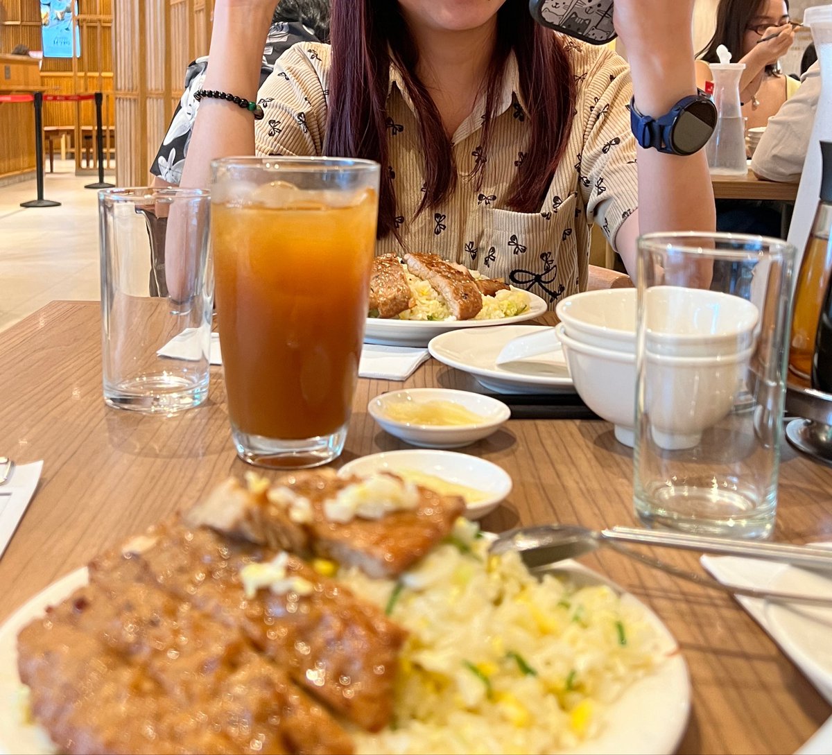 jedamindtricks's tweet photo. ang prettty naman tlg oh
si @bini_colet  pa rin knkwento nya hahah! unli! di matapos tapos 

@coletismineee hahah yung gulay oh 🥹 https://t.co/SPHZsF0p53