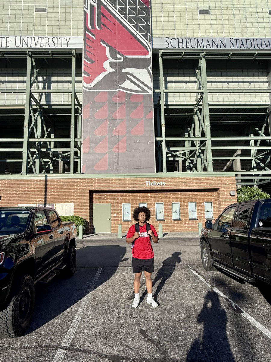 QuincyJackson05's tweet photo. Thank you @BallStateFB for putting on a great camp I’m looking forward to returning for game day visits 
@CoachU_BSU @Coach_MJBunch @CoachRayHolmes @CoachWCinelli https://t.co/mm4dKDAiJD