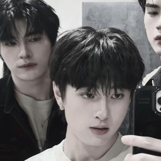 nong_satoberiii's tweet photo. exchange partners ? 🧐

#pete_nvich #waavetnp #petewave
#phuphasrp #reeonn #phuphareeonn https://t.co/plbHsPTEu7