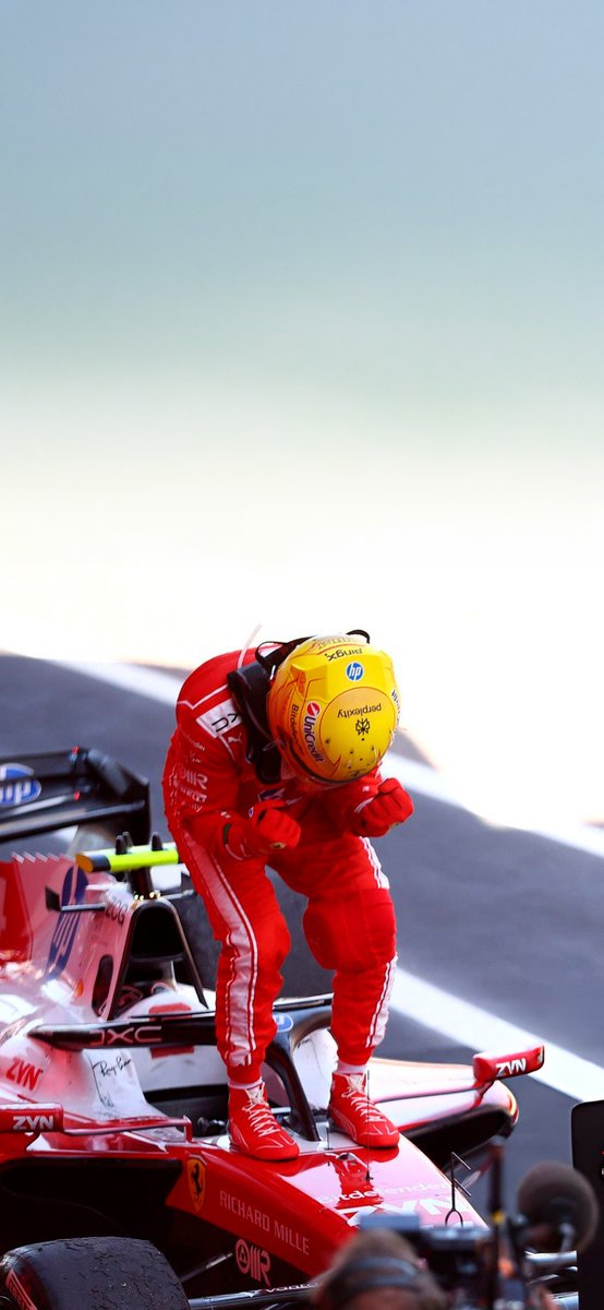 moran_juampi's tweet photo. #Wallpapers 📱
 └📂 #Formula1 
      └📂 #BarcelonaGP 🇪🇸
            └📂 Lewis Hamilton 🇬🇧 https://t.co/4YMFnUueZo