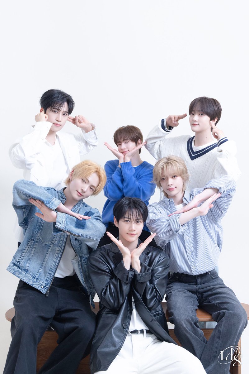 jwshimsarang's tweet photo. All are our LUN8💖

#루네이트와_함께_사랑으로_가득한_3년
#LUN8_3rd_Anniversary 
#루네이트 #LUN8 https://t.co/Y5dFUgks1g