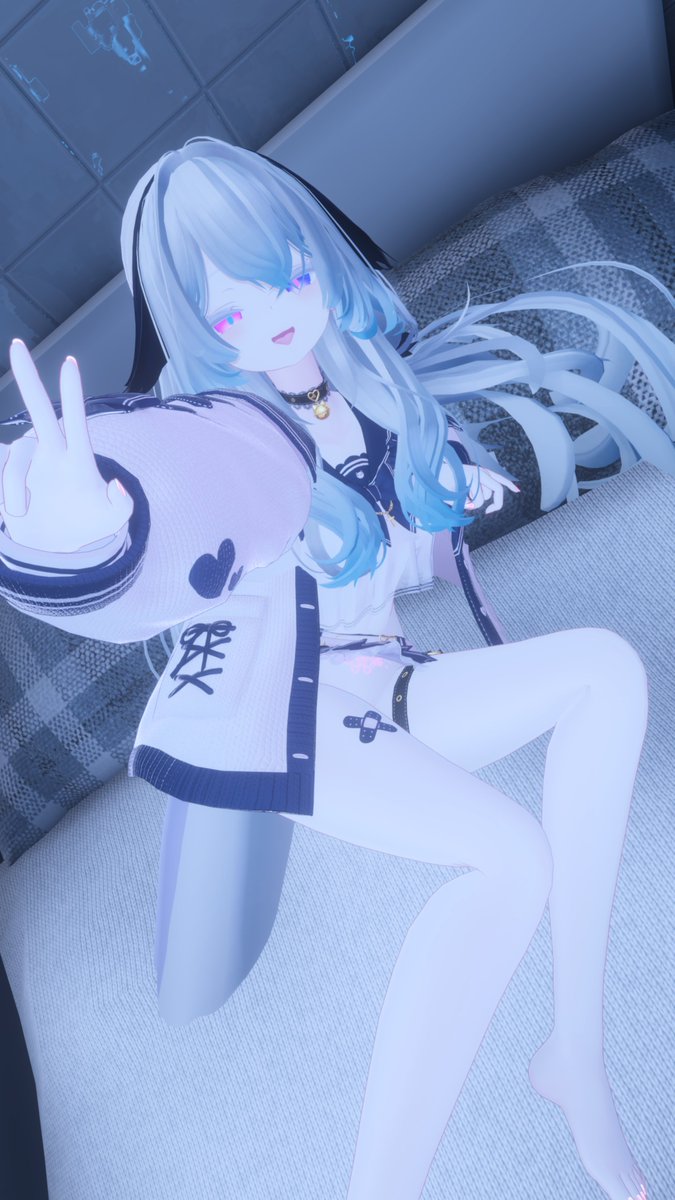 LikiVRChat's tweet photo. 🦈 https://t.co/AsyLqcBBM5
