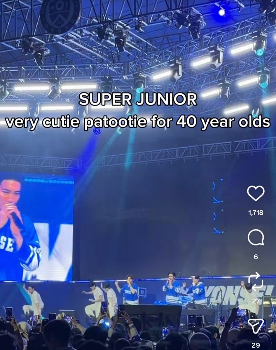 fangirlCarls's tweet photo. Someone (not ELF)on IG saw Super Junior LSS during their Yonsei performance and commented "very cutie patootie for 40 year olds" and "high energy"😭😂🤣😂 I take that as a compliment for my faves!🫡👏👏 👏 @SJofficial @siwonchoi @special1004 @ShinsFriends 
#SUPERJUNIOR https://t.co/4fAxfVubFX