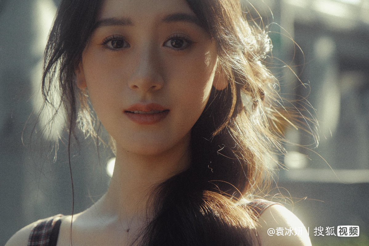 Owl3View's tweet photo. [2026 . 06 . 14]
𝗬𝘂𝗮𝗻 𝗕𝗶𝗻𝗴𝘆𝗮𝗻 Souhu update

: 💐

📍 https://t.co/HYjWuYvS3e

#หยวนปิงเหยียน #YuanBingyan
#袁冰妍  #CrystalYuan https://t.co/kVxTUX2bKu