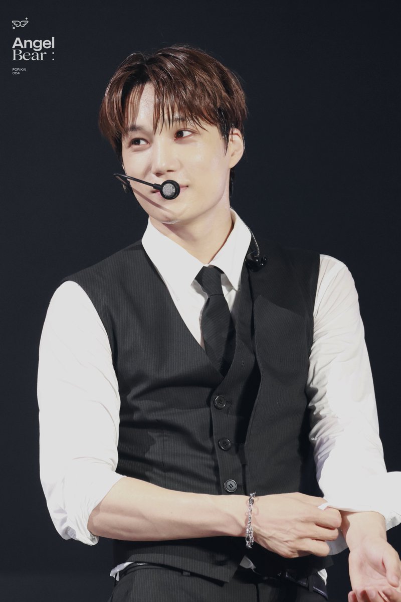 AngelBear_Kai's tweet photo. 260614 exhorizon in Hong kong  D-2

#kai #카이 #Jongin #김종인 https://t.co/R7S05wdiR4