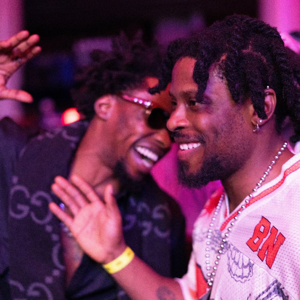 wearetooturnt's tweet photo. Jeriq and Blaqbonez’s A&amp;R 10Ten at the PFL fight yesterday 📸 https://t.co/FOmlBbwPvb