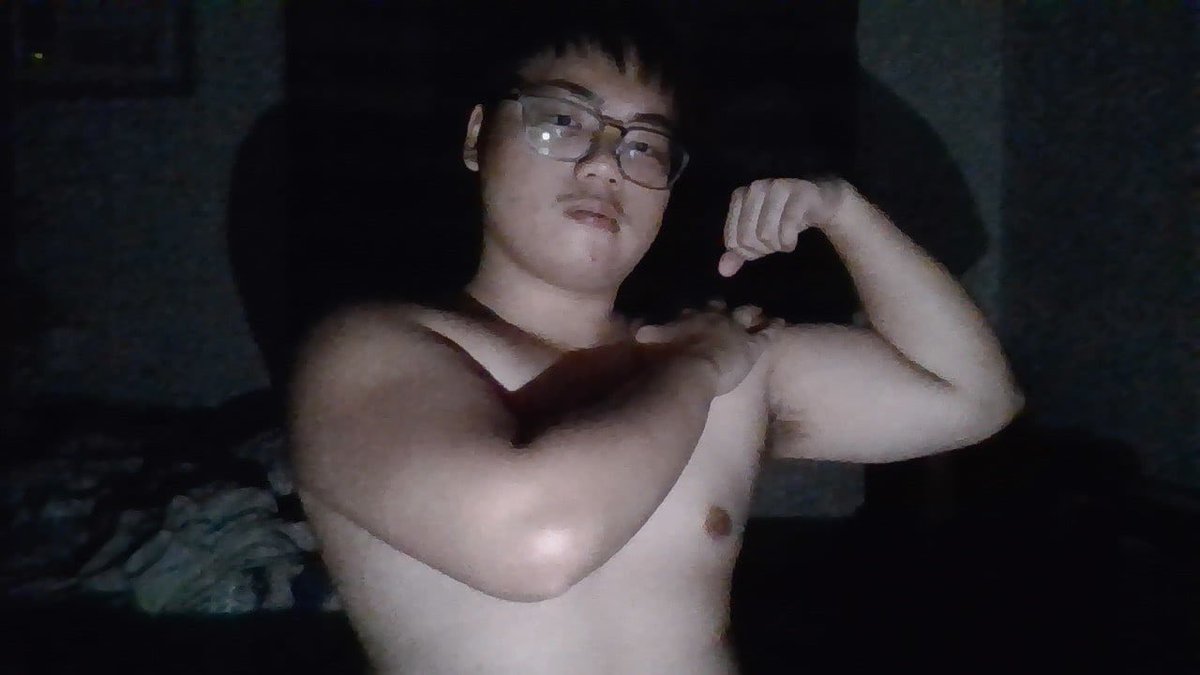365partyboii_'s tweet photo. testing out the light https://t.co/ZuP3wGmNT4