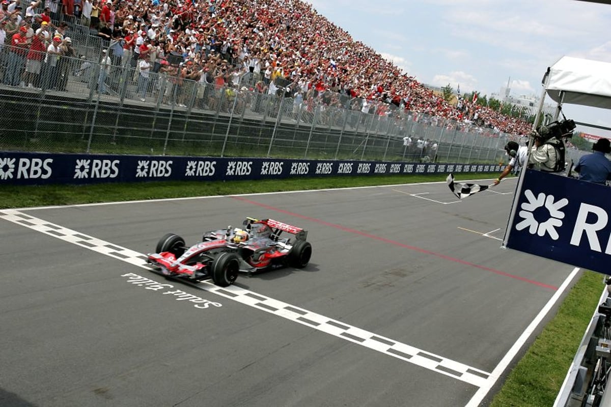 AMJFormula1's tweet photo. CLASSIC LEWIS HAMILTON https://t.co/1hLBNNXS5D