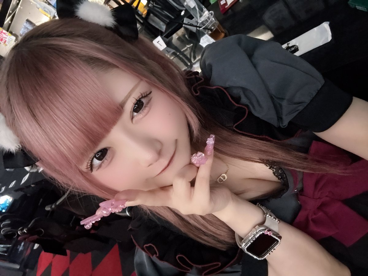 salt02_o's tweet photo. 退勤〜ჱ̒ ᴖ⩊ᴖ ） チェキ乾杯遠隔差し入れもありがとうございました🍩♡時間空いたからーって遊びに来てくれたり、初めましてで沢山褒めて貰えたりいつもましての君たちも沢山お話できて楽しかった♡ゆずしおﾕﾆﾁｪｷ可愛すぎた🫶🏻
次は少しあいて18日の21-2私服！ぷりぷりピンク予定！ https://t.co/quPqY3Md6i