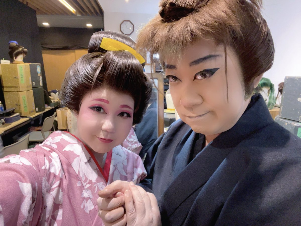 shio_akimiya's tweet photo. 6月興行ありがとうございました(*≧∪≦)💕

プレゼントもいっぱい頂きまして、着物着たり、アクセサリーつけたりも致しました|･ω･*)✨
本当にありがとうございます💓

来月7/19は十周年記念興行！
ぜひご来場くださいm(._.)m https://t.co/P3fmFqdcPf