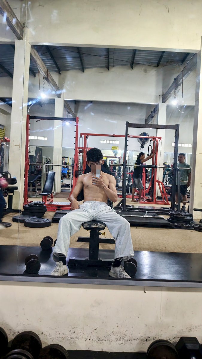panggilajaiooo's tweet photo. si kurus tingtiw on progress :³ https://t.co/Ia0V3aqTvw