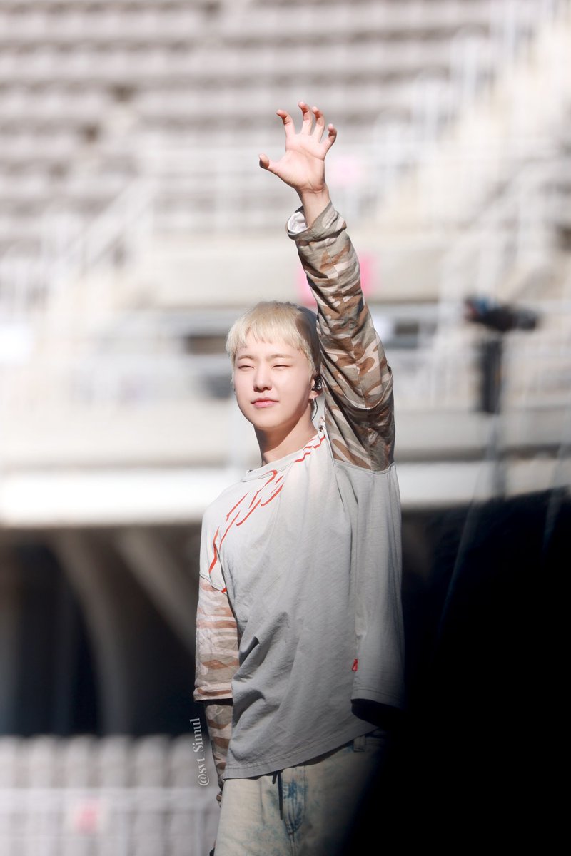 svt_Simul's tweet photo. 밀리터리 시리즈(?)
권상병님 생일 축하해🐯🧡
내 앞에 나타나줘서 
내 인생에 한부분이 되어줘서 
내 세계를 넓혀줘서 고마워
덕분에 새로운 경험을 많이하네
처음이자 마지막일 내 아이돌

#권상병님_생일_축하드리지말입니다
#BabyHoneyHOSHIday 
#호시 #HOSHI #ホシ 
#권순영 #세븐틴 #SEVENTEEN https://t.co/djexdBvuhb