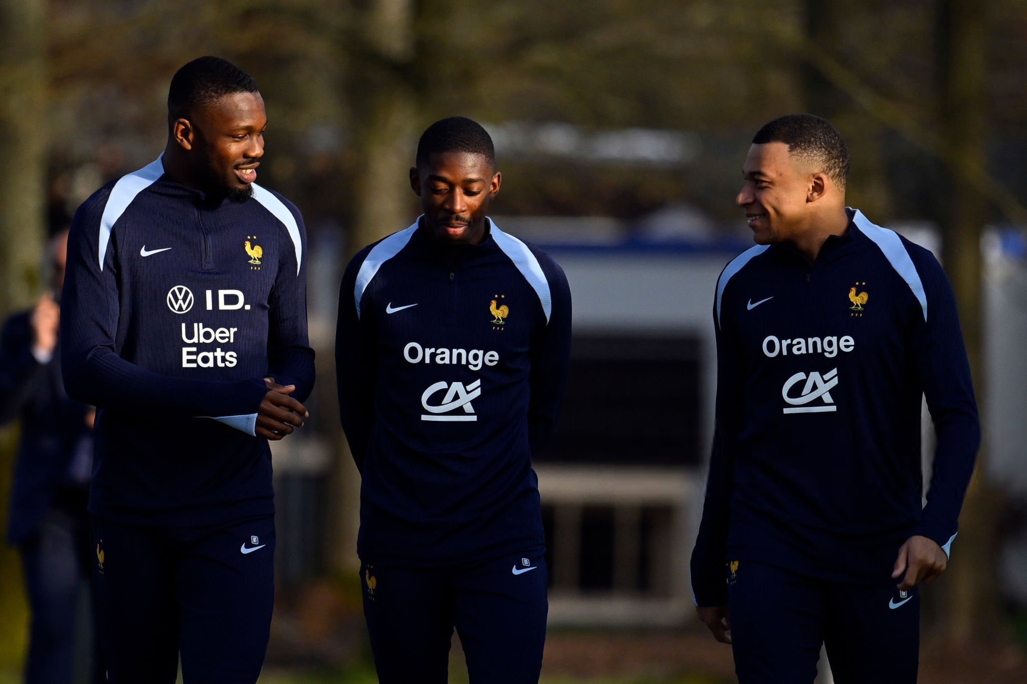 🚨 Kylian Mbappé 🇫🇷 partage LES LIENS LES PLUS FORTS dans le vestiaire ...