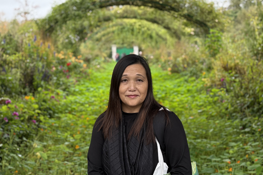 umncla's tweet photo. Chia Youyee Vang was the first Hmong American to complete a doctoral degree in American studies at UMN. 

She reflects on her graduate @UMN_AMST experience in our recent story: https://t.co/mdY4V0bULP https://t.co/N0RY5hoo2c