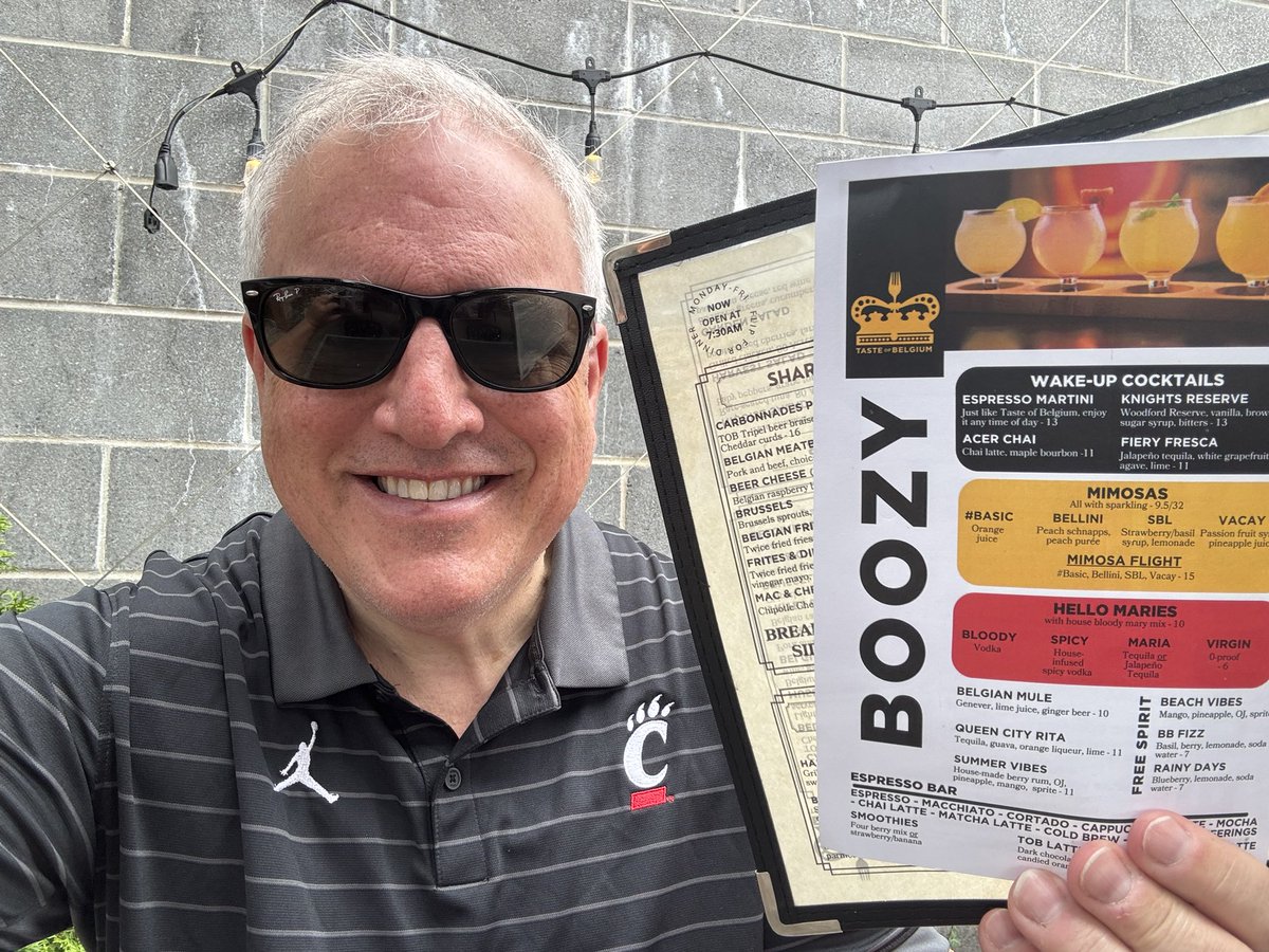 cincygreghoodin's tweet photo. Today’s #gregsbreakfastbonanza #sundayincincy stop is Greg’s Belgian Bonanza @tasteofbelgium ‘cause, you know . #eatcincy #cincyeats #BearcatVibes #cincyvibes #allforcincy #todoporcincy #dinelocal #sundaybrunch #sundaybreakfast #sundayvibes #sundaymorning https://t.co/RRPTDYuFcy