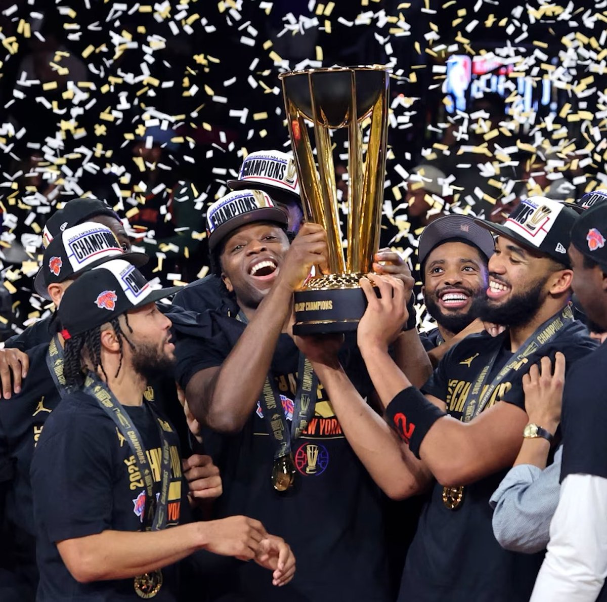 DemzDeliver's tweet photo. 🚨 Zohran Mamdani promised a Knicks championship within his first term.

Last night, the Knicks won the NBA Finals for the first time in 53 years. https://t.co/UGkPEJyVwJ