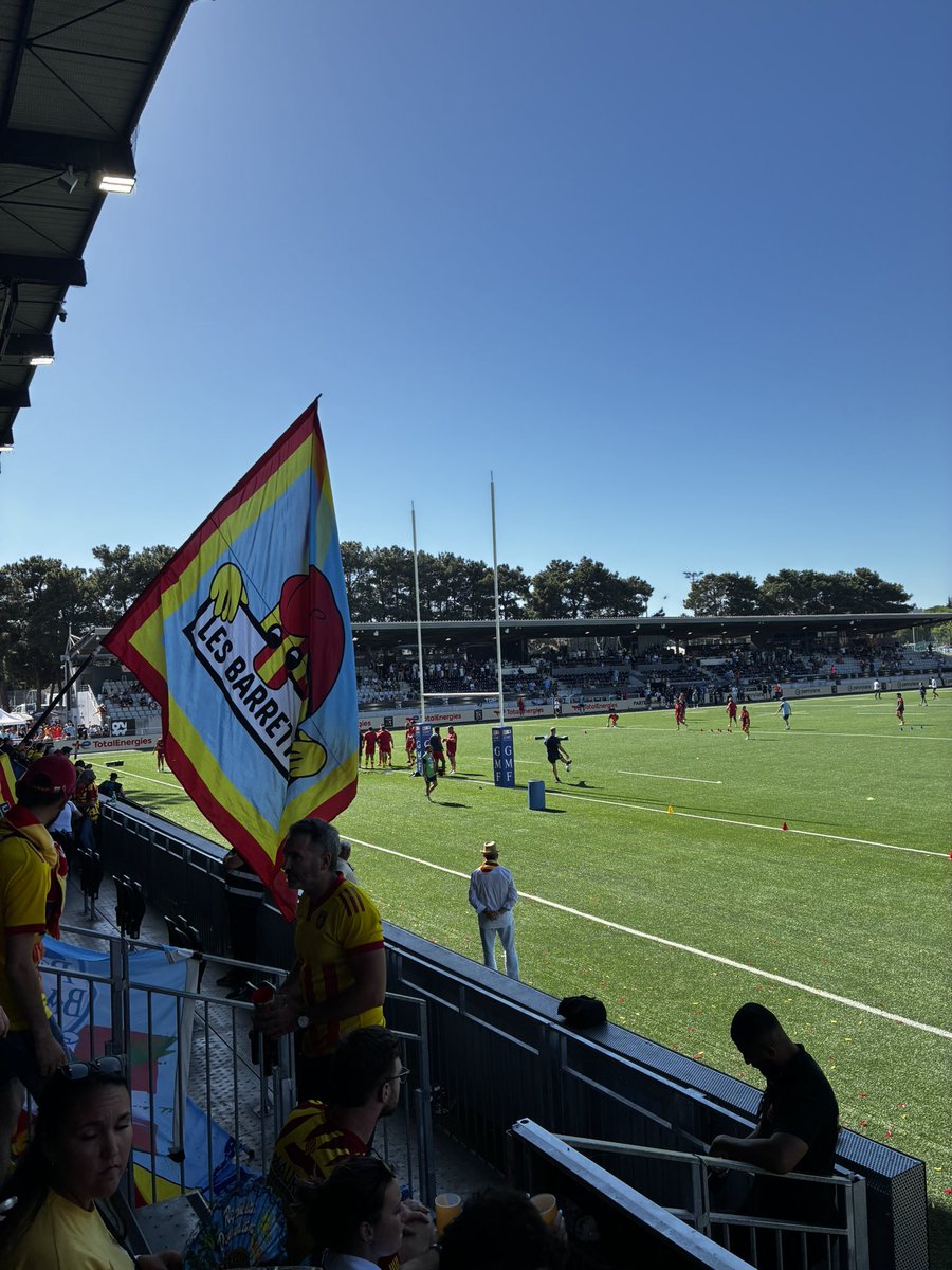 HyzyMartin's tweet photo. Allez l’usap , la vermine aixoise en pro D2 https://t.co/Ro60mRLHd7