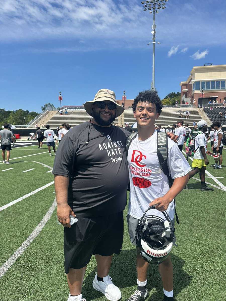 Erobertson09's tweet photo. Had a great time yesterday at Davidson academic mega camp can’t wait to keep build relationships! @_BJ_Hill7 @CoachW_Edwards @luke_seale @LambertFtBall @TouchdownHaynes https://t.co/T8WKCHoM2A