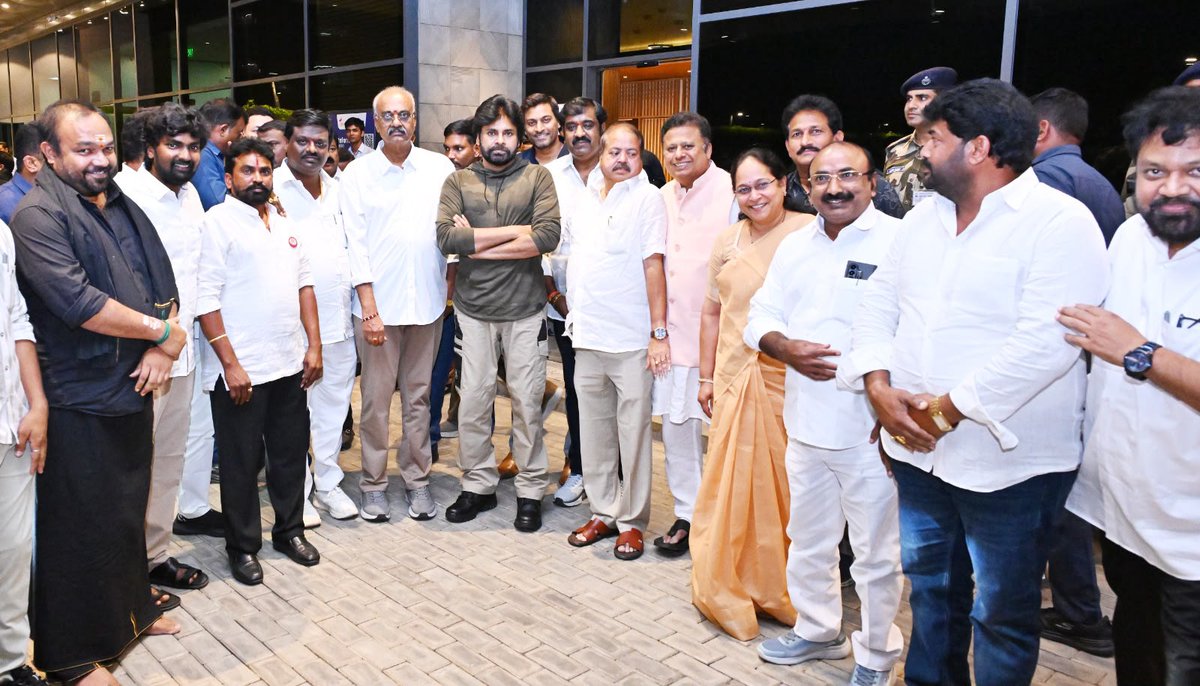 ANI's tweet photo. #WATCH | Andhra Pradesh Deputy CM Pawan Kalyan arrives in Delhi to participate in tomorrow’s “Sena Prasthanam… For National Integrity” programme. 

During the programme, Pawan Kalyan is expected to give direction and guidance to party leaders on the movement’s vision and future course of action.

(Source: Janasena party office)