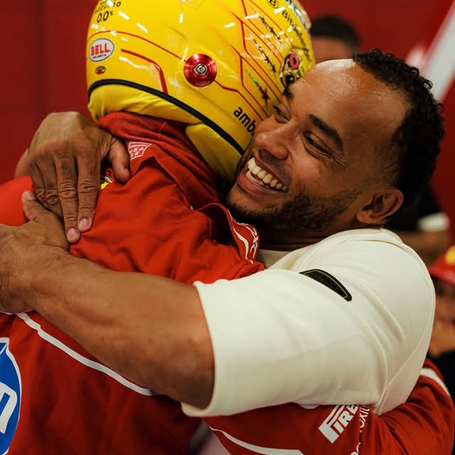 LH44NEWS's tweet photo. Nicolas Hamilton, irmão de Lewis Hamilton, fez um post especial para o heptacampeão no Instagram. 🥹

“O resultado de perseverança e determinação constantes! Você conseguiu, você chegou lá. Um vencedor em vermelho! Muito orgulhoso de você, meu irmão!” ❤️ https://t.co/JOiAv0cjWR