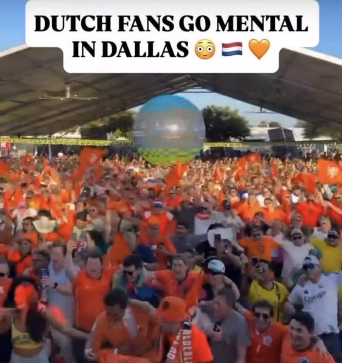 DonLynch45437's tweet photo. @MeatSauce1 Who was it that said.  Dallas won’t fill the stadium?? Know the sport! I’m like it’s soccer? https://t.co/EKrcpai8hs