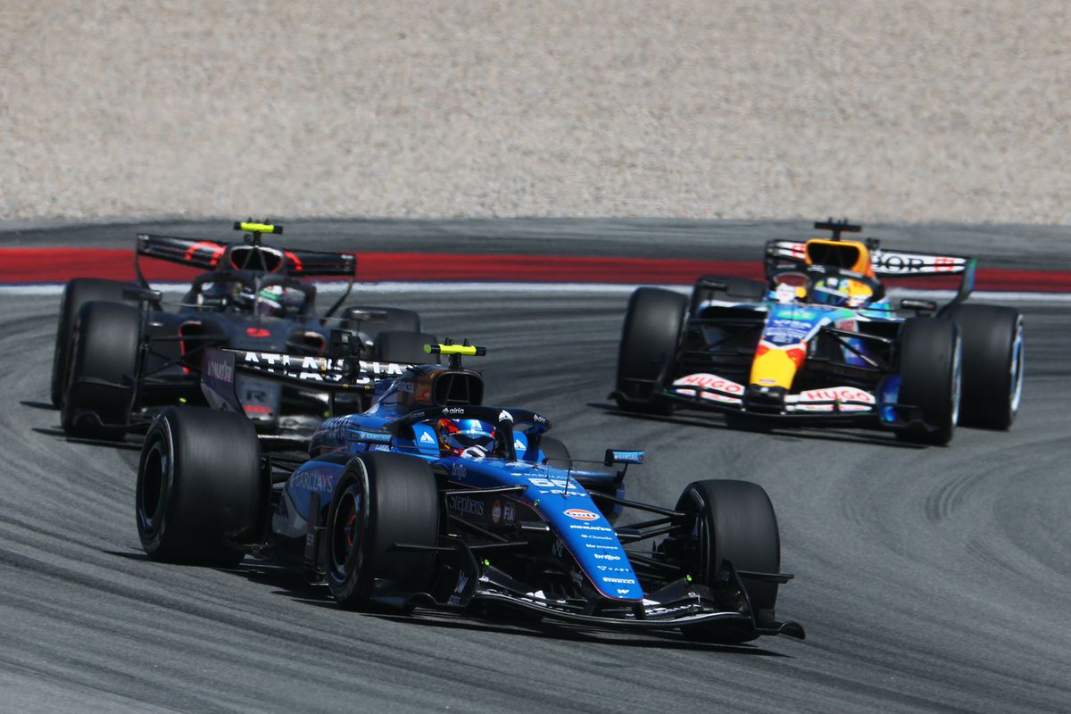 Carlossainz55's tweet photo. 🇪🇸 Good start, strong tyre management, but overall a frustrating weekend. I extracted everything from the car today, but it was not enough for points. A huge thank you to the Spanish fans for their incredible support!

👉https://t.co/wgvpfQdf1s

-
#CarlosSainz https://t.co/WnC6BMSYRX