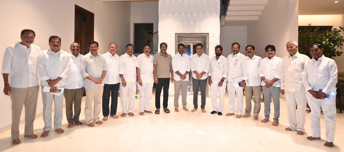 KonathamDileep's tweet photo. Mahabubnagar People Will Reject Congress and Revanth Reddy: @KTRBRS 

Revanth Reddy Betraying Palamuru by Neglecting the Palamuru-Rangareddy Project, Says KTR

Defeat for Revanth Reddy in Kodangal is Inevitable

KTR Reviews Political Situation with Leaders of Undivided Mahabubnagar District

BRS Clean Sweep in the District Certain in the Next Elections, Expresses Confidence

Congress Failures Must Be Exposed; BRS Development Must Reach the People

KTR Gives Directions to District Leadership

Hyderabad, June 14:

Bharat Rashtra Samithi (BRS) Working President K.T. Rama Rao (KTR) asserted that the people of Mahabubnagar have fully understood the injustice being done to the district by the Congress government and will decisively reject the party in the upcoming elections. He stated that the people of Mahabubnagar would politically drive Congress and Chief Minister Revanth Reddy out of the district.

KTR accused Chief Minister Revanth Reddy of betraying the interests of the region by sidelining the nearly completed Palamuru-Rangareddy Lift Irrigation Scheme. He alleged that the government was neglecting a project capable of irrigating lakhs of acres of farmland while prioritising commissions and contracts. According to KTR, the people have recognised this betrayal and will respond appropriately in the next elections.

He further remarked that although Revanth Reddy repeatedly claims to be a son of Mahabubnagar, his government has failed the district in every sector. KTR said that the people of Kodangal constituency would ensure Revanth Reddy's defeat in the coming elections, just as they had taught him a lesson in the past.

Stating that mere announcements and publicity campaigns cannot bring development, KTR criticised the Chief Minister for focusing on politics instead of completing crucial projects and fulfilling development commitments. He expressed confidence that the people would hold the government accountable for its failures.

Recalling the condition of Mahabubnagar before the formation of Telangana, KTR said the district was once known for drought and large-scale migration. He credited the BRS government under former Chief Minister K. Chandrashekar Rao (KCR) for transforming the district through extensive irrigation, welfare, and development initiatives, thereby reducing migration and improving livelihoods.

KTR acknowledged that the party had failed to effectively communicate its developmental achievements during the previous elections. However, he said that after experiencing Congress rule, people are now recognising the value of the development delivered by the previous BRS government. He urged party leaders to simultaneously expose the failures of the Congress government and remind people of the achievements accomplished during the BRS administration.

Particular emphasis, he said, should be placed on highlighting the injustice being done to Palamuru through the neglect of irrigation projects. KTR alleged that while the Congress party had ignored the district for six decades, depriving it of adequate drinking water and development, the current Congress government was continuing the same pattern of neglect.

Earlier in the day, KTR held an extensive review meeting with leaders from the undivided Mahabubnagar district at the residence of former Minister Lakshma Reddy. The meeting was attended by former ministers, former MLAs, MLCs, and sitting legislators.

During the meeting, KTR reviewed the prevailing political situation across the district and sought detailed feedback from party leaders regarding grassroots conditions. He assessed the progress of ongoing party programmes and constituency-level meetings and discussed preparations for the upcoming Special Intensive Revision of electoral rolls and the party's membership enrolment drive.