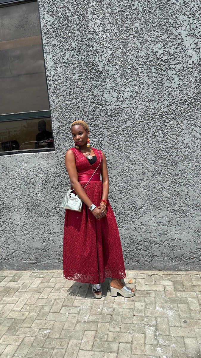 __ajala's tweet photo. Time, what a concept.
Oh- Happy Lord's Day!❤️ https://t.co/A34bsRWRAJ