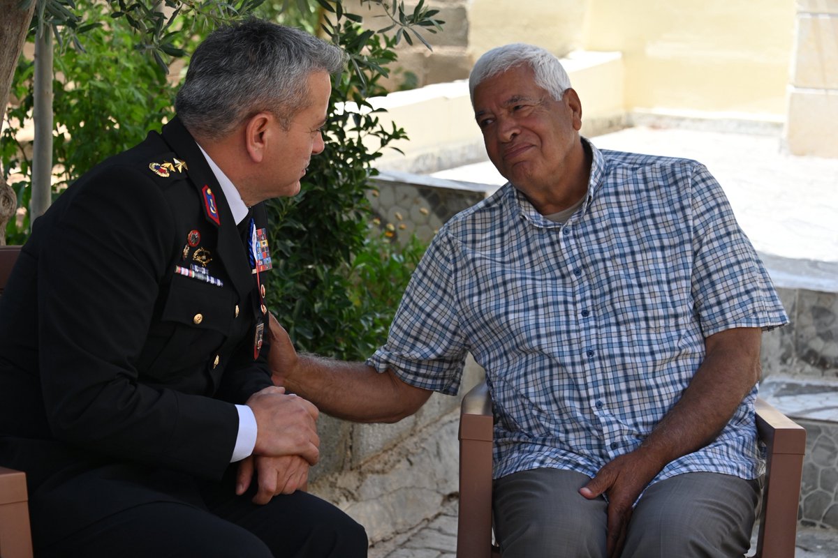 gantepjandarma's tweet photo. Jandarma Teşkilatımızın 187’nci Kuruluş Yıl Dönümünde, Aziz Şehitlerimizin Kıymetli Ailelerini Ziyaret Edip Saygı ve Şükranlarımızı İlettik. Vatan İçin Canlarını Feda Eden Kahramanlarımızı Unutmayacak, Bize Bıraktıkları Kutsal Emanetlere Daima Sahip Çıkacağız.

Ruhları Şad, Mekânları Cennet Olsun.🇹🇷

#Jandarma187Yaşında
#Gaziantep #Jandarma