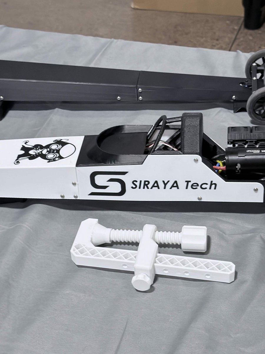 SirayaTech's tweet photo. ⏳ Final day at MRRF 2026! The countdown is on!

The sheer creativity and passion of this 3D printing community never fail to blow us away. 

📸 Show and tell: Which of our booth prints was your absolute favorite? Or better yet, show off your MRRF loot in the comments! 👇

#MRRF2026 #3DPrintingCommunity #Grateful #Maker