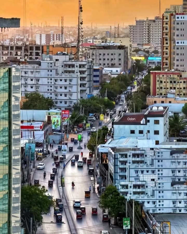 Cognitive__Mind's tweet photo. Mogadishu, Somalia 🇸🇴 https://t.co/TYzKdkPYs5