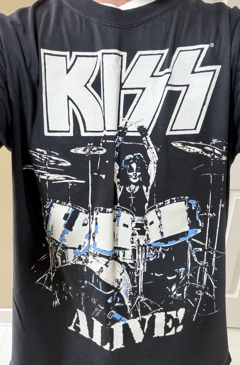 badbrain33's tweet photo. #Shirtoftheday

🤘🏽😺🥁💥🤘🏽

#KISS #TeamCat https://t.co/diewCdgOH3