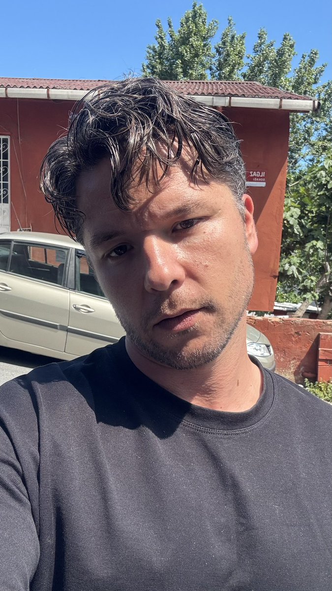 rewend_alt1's tweet photo. SPF50 pa+++ sponsorluğunda çekilmiştir https://t.co/iLDVOvGX3F