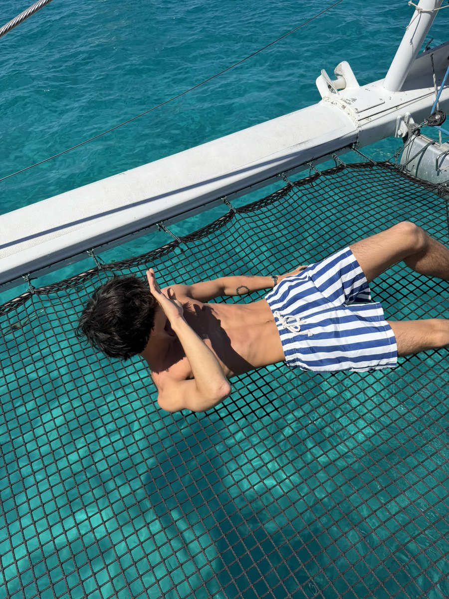 cameronkappaa's tweet photo. boat day in mallorca 🏝️ https://t.co/Vbj212wpjT