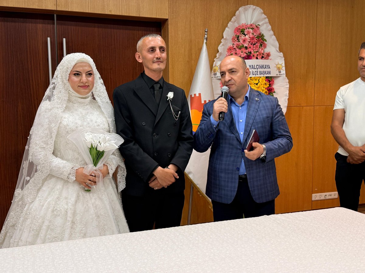abdullahciftci7's tweet photo. Aydar ve Yıldız Ailelerinin  kıymetli evlatları  Emine ve Bayram çiftinin nikah merasimine iştirak ettik, mutluluklarına şahitlikte bulunduk. Genç çiftlerimize ömür boyu mutluluklar diliyorum. Her iki güzide aileyi tebrik ediyorum. Hayırlı olsun…. https://t.co/PC5K291NLd
