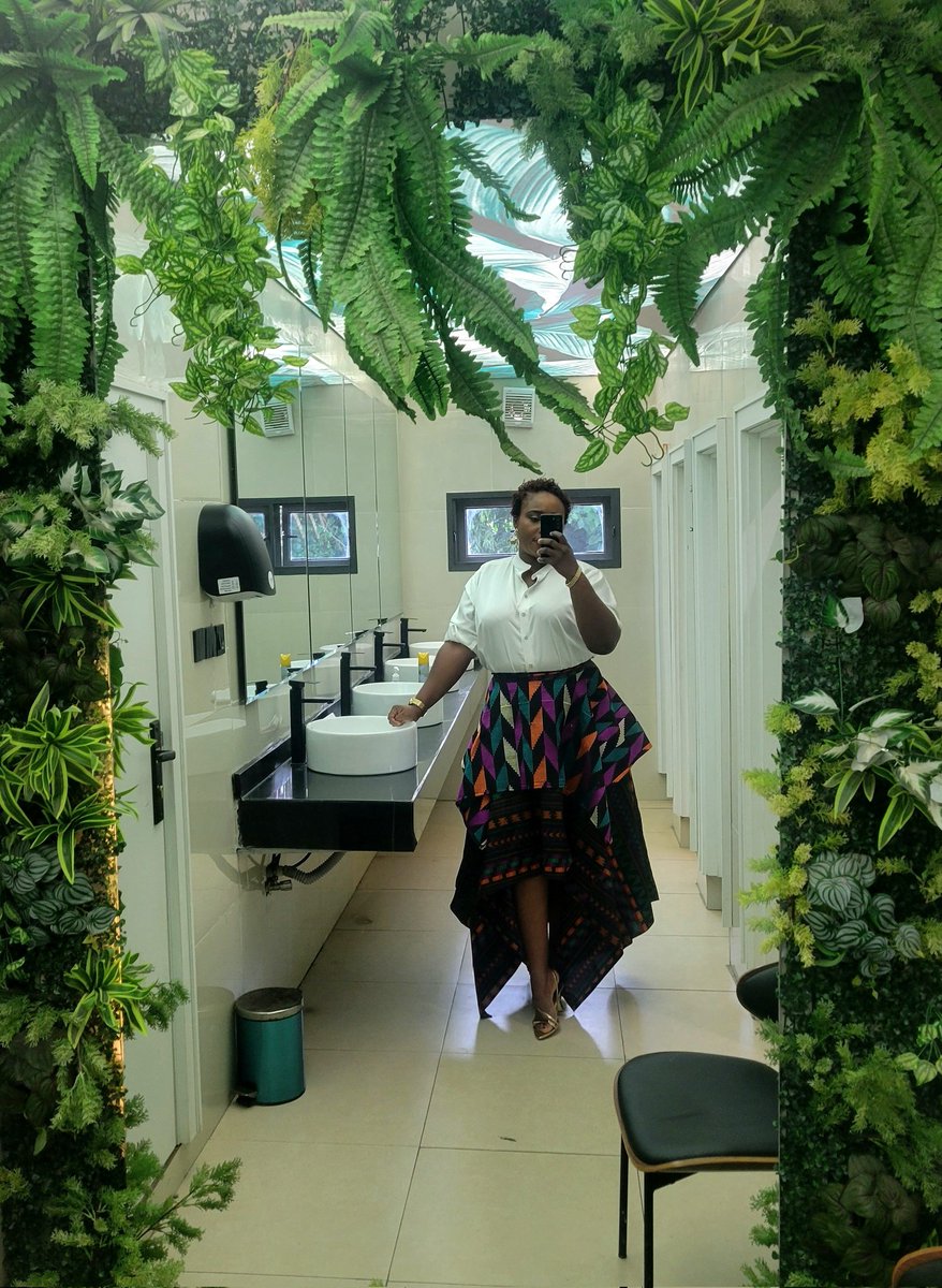 shyprecious's tweet photo. Me and my beautiful skirt https://t.co/zXgxcfs37n