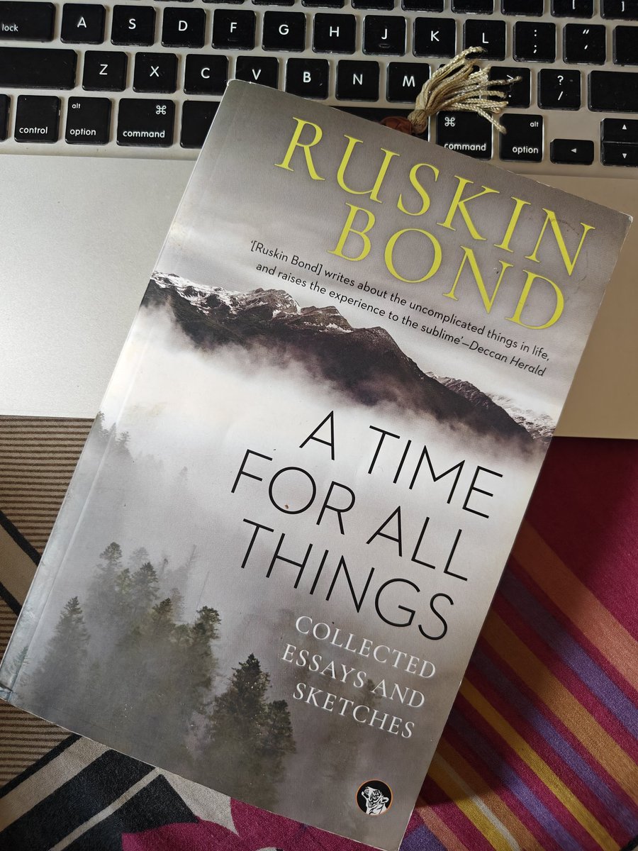 ps0601's tweet photo. A fine Sunday and a good book!
#readingcommunity #bookworm #bibliography https://t.co/68KQGW3ut5