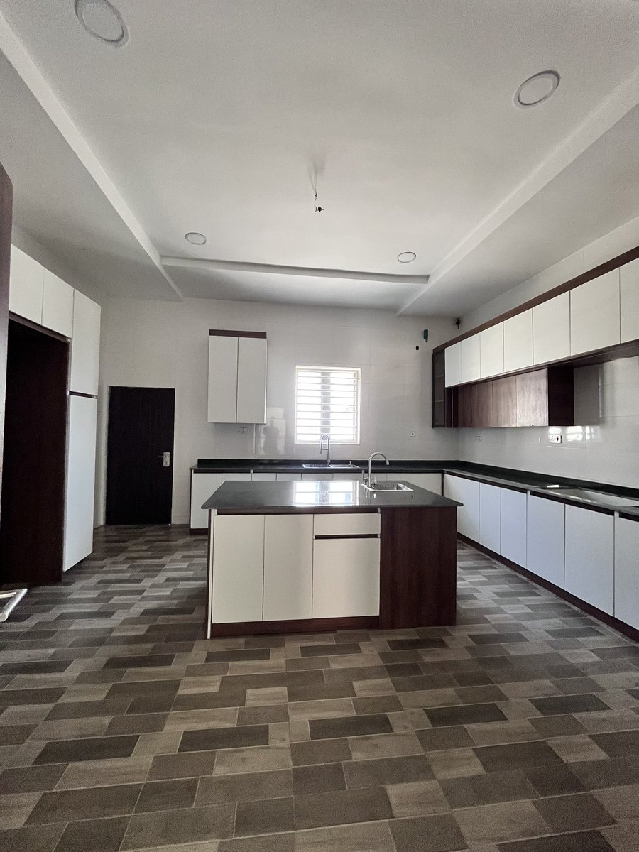 propertyplugngn's tweet photo. 7 BEDROOM MANSION WITH BQ FOR SALE !!!

💰 Price: ₦420million

📍 Location: Karsana, Abuja 
 
Brokers fees: 5%

Property Plug Global Ltd- Your Trusted Real Estate Broker 

☎️ Dm/Call for enquiries: 09124604075

📧 info@propertyplugng.com
🌏 https://t.co/g0SvoOIH4n

Don’t forget to follow us and switch on post/ story notification for more listings

#carerefe #dbanj #peller #realestateabuja #houseforsaleabuja