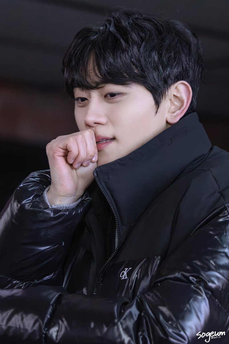 SalT__p's tweet photo. 251227 이름 없는 약속들로부터
//공연 후

임태현 배우님 https://t.co/XfE2XyzO0U