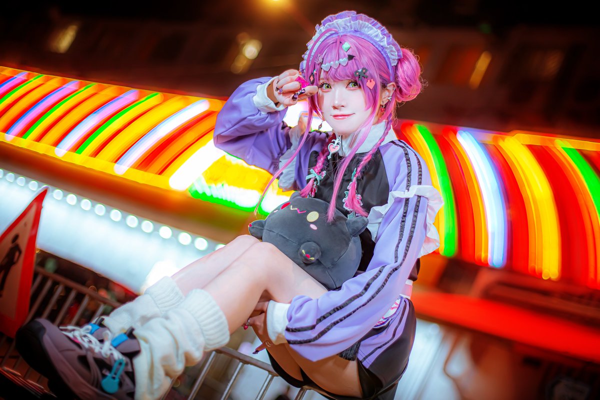 ayawan1012's tweet photo. ❤️🧡💛💚💙💜

Photo @bkxiv1 

#TOWART #常闇トワ #hololive #cosplay https://t.co/bLjLKwP1FX
