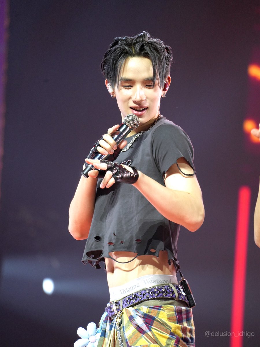 Je_tay_aime's tweet photo. ตามหึงไม่หวัดไม่ไหว https://t.co/Patcyv28sP