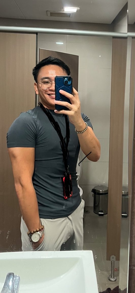 Arkin1995's tweet photo. Cr fun daw 💦💦💦 😂 https://t.co/2YKk4LsKiP