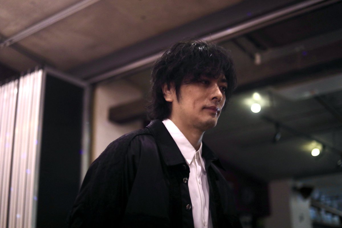 hiro_kyd's tweet photo. 久保田悠来さんお誕生日おめでとうございます！こんなに素敵な方を推すことができてる幸せよ
バルーンもぎゅもぎゅするのも笑顔もとても素敵だし北村海さんとのやりとり終始面白すぎました！お二人並ぶだけで画になってて眼福でした〜
#久保田悠来生誕祭　
#久保田悠来キキチキン　
#久保田でドン https://t.co/MZtcVeChzU