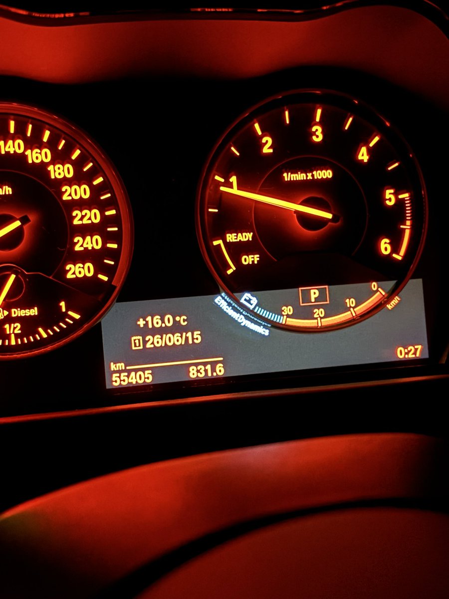 tk312cra's tweet photo. ちょっとそこまで
金夜からふらっと🚗
最近日が長くなって
爆焼け続いてたので 期待して行きました

虫やばい季節ですねえ🤧
行きしウォッシャー液出てくれたけど
ご覧の有様🫨
視界がとても悪かった🫠
そろそろフロントガラスリセットしよ

今週どっかで洗わないと

また明日からがんばりましょー💃🏽 https://t.co/jdeYobYxel