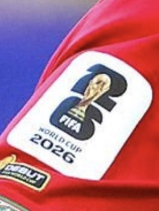 Donkizmajor's tweet photo. I noticed that the World Cup logo on Brazil’s jersey is gold, while the other teams’ logos are white, why the difference? https://t.co/WDoBDaPHuA