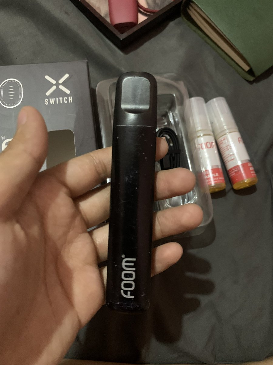 hellabr0ken's tweet photo. wts foom x absolute black
40k
dapet 2 liquid red apple kecil, 1 masih segel, 1 udah kebuka dicoba sekali doang
gaada box, tapi dapet box foom x switch lengkap sama chargernya(dari foom x switch)
chargernya belum pernah dipake
bisa oren
#wts #wtsfoom #foom #foomx https://t.co/IYvGF90Br0