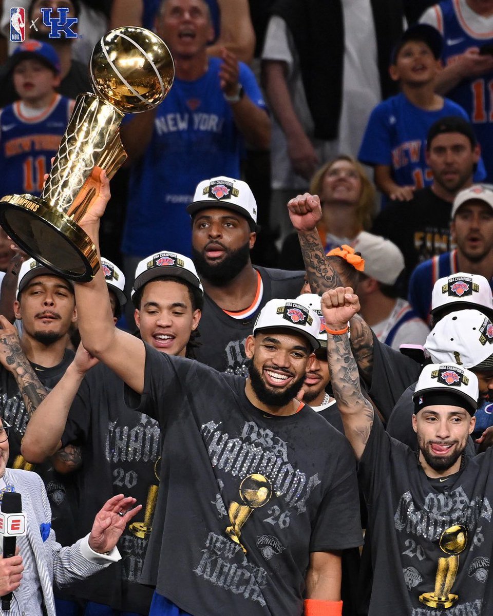 spereyrarojas's tweet photo. Felicidades a @KarlTowns por hacer historia y conquistar el campeonato junto a los @nyknicks luego de 53 años. Ver a un dominicano alcanzar la cima del baloncesto mundial es motivo de orgullo para todo nuestro país.

Quienes hemos seguido tu trayectoria sabemos que detrás de este momento hay años de trabajo, sacrificio y compromiso con tus metas.

Gracias por representar con orgullo nuestras raíces y por seguir inspirando a tantos jóvenes dominicanos que hoy sueñan con llegar tan lejos como tú. 🏆🏀🇩🇴

#OrgulloDominicano #KAT #Knicks #Campeones