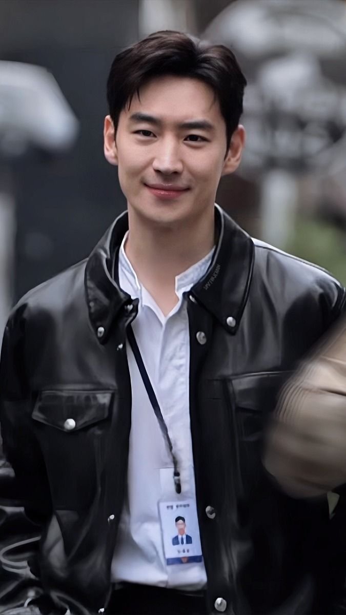 poetryykim's tweet photo. @diraism LEE JEHOON ya Allah gw obses banget sama dia habis nonton taxi driver, sampe salting² sendiri kalo liat video dia lewat fyp😭😭😭 https://t.co/yB8iqbYCs9