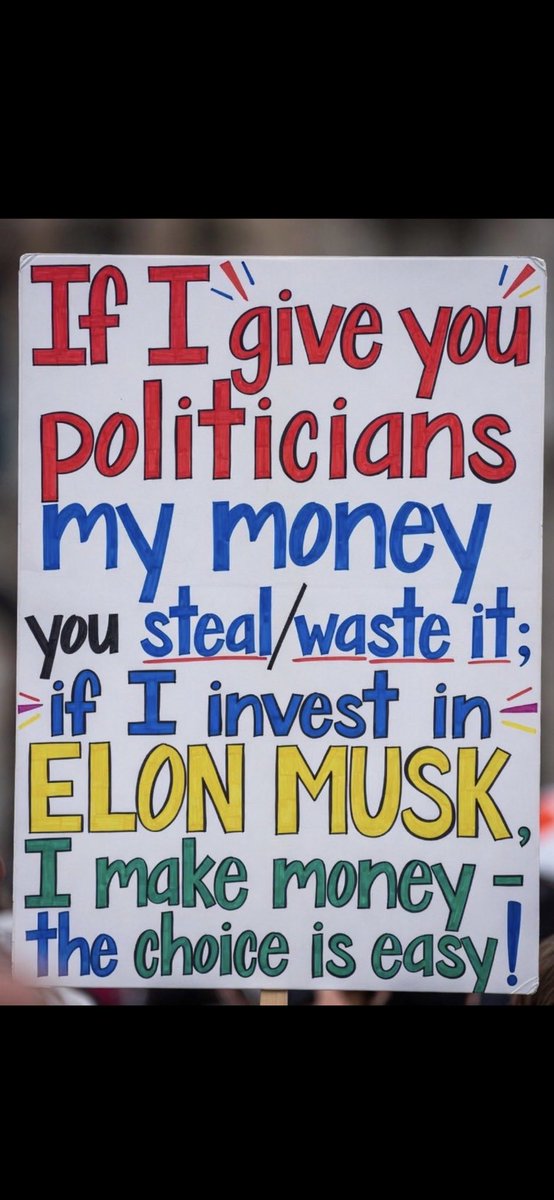 johnbakerbird's tweet photo. @RoKhanna @elonmusk @JoeBiden 👇🏻👇🏻👇🏻🤡 https://t.co/oRKL34Lgcf